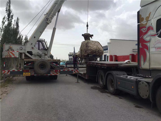 黎平县狭窄场地（如小区、车间）适合用哪种吊车？