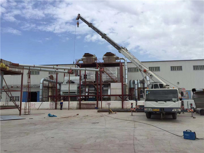 黎平县“手脚齐动”—— 吊车的 “协同作业” 技术